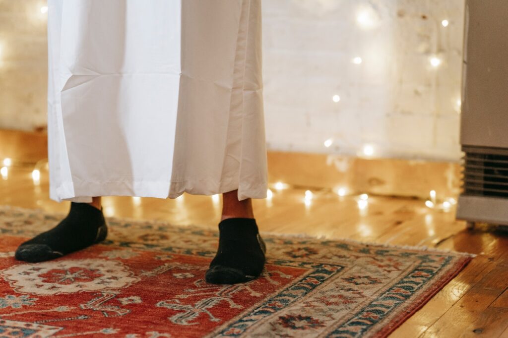 Can You Wear Socks During Umrah?